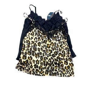 2 black blouses and a tiger print size S, brand new, never used, Abercrombie